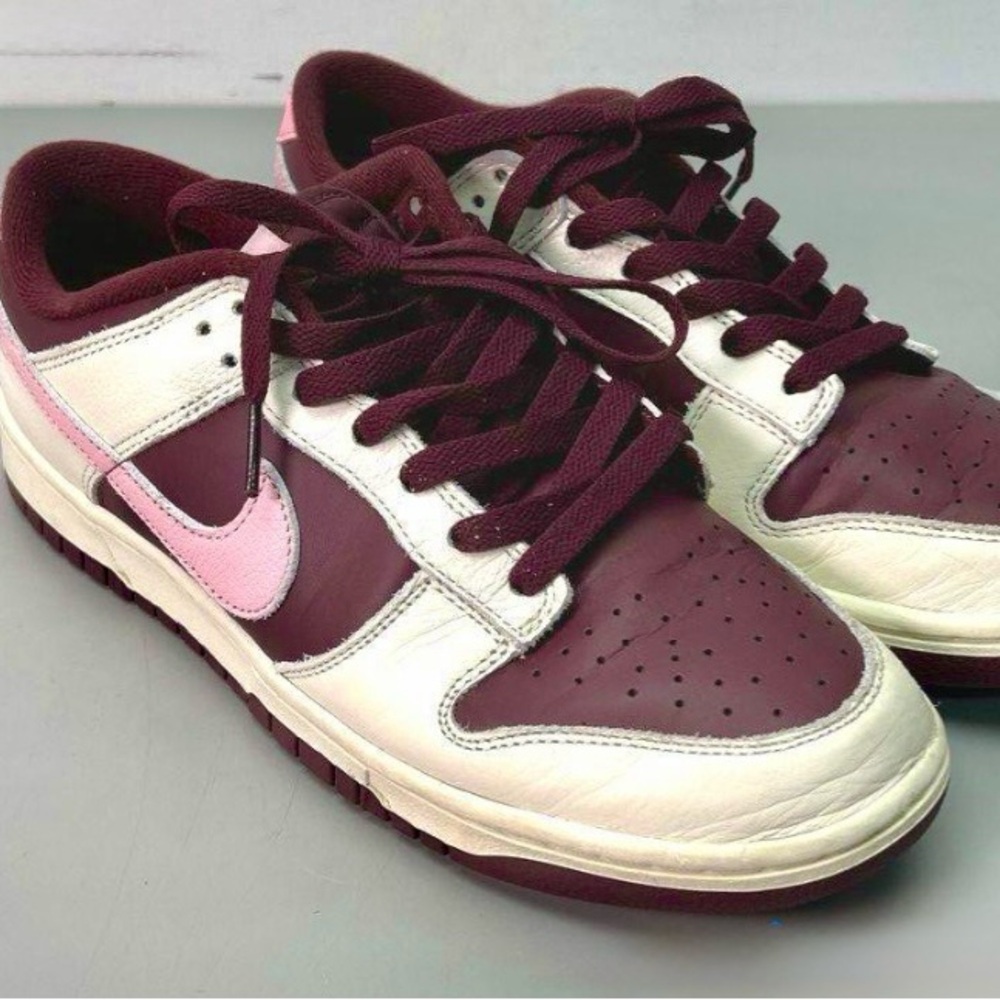Nike Dunk Low Retro PRM Valentine’s Day 2023 Men’s Size 9.5 Pink Red Sneakers